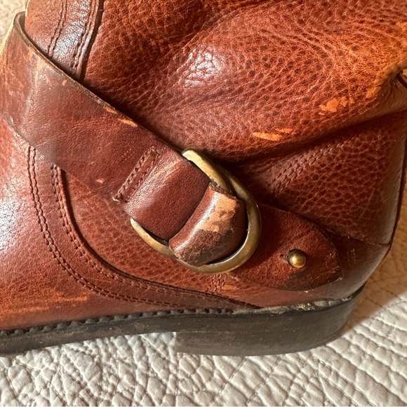 Børn Woman’s Size 9 Heeled Leather Boots Red Brown with Classic Zip Side Design - Picture 8 of 11